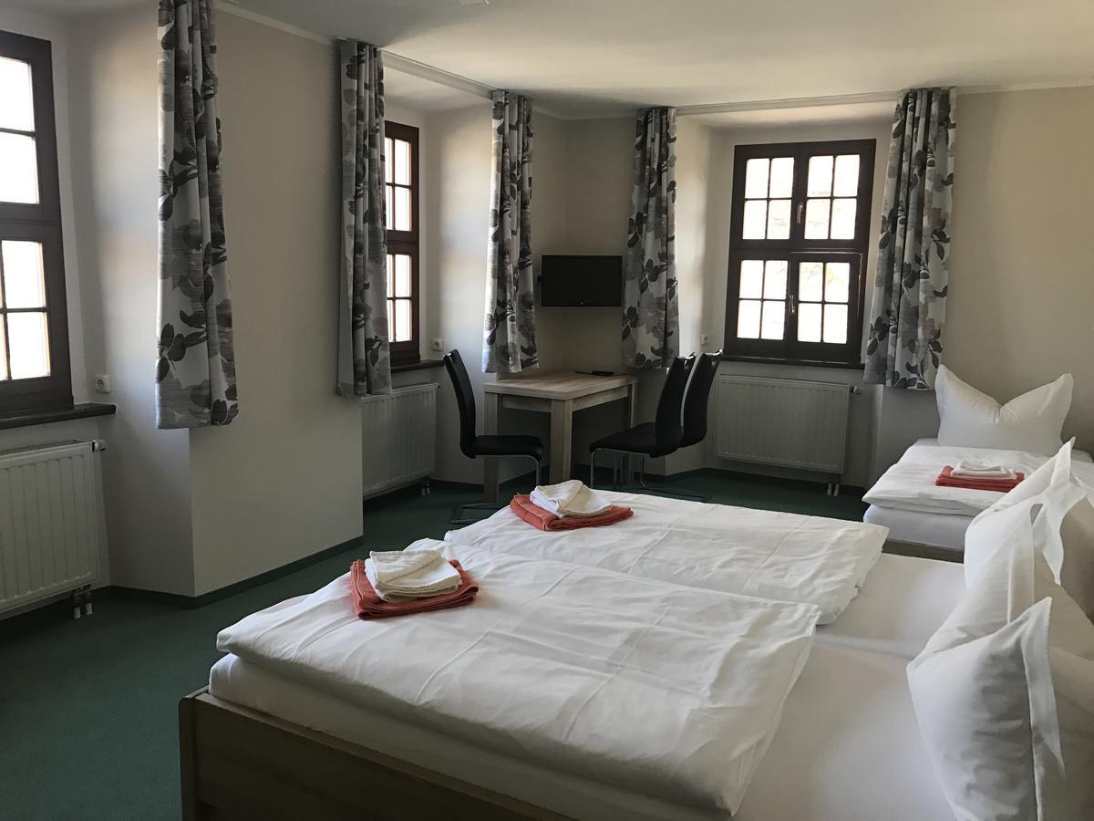 Schlossgasthaus Lichtenwalde Екстер'єр фото